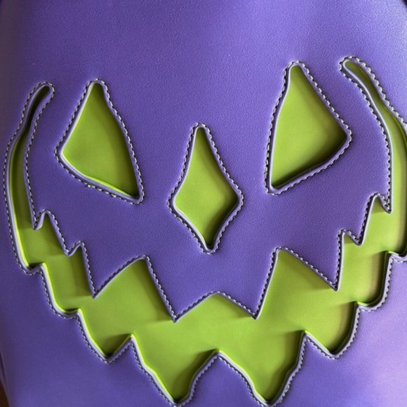 Lively Ghosts Pumpkin Beetle Juice Jack O Lantern Purple Green Backpack - Picture 2 of 8